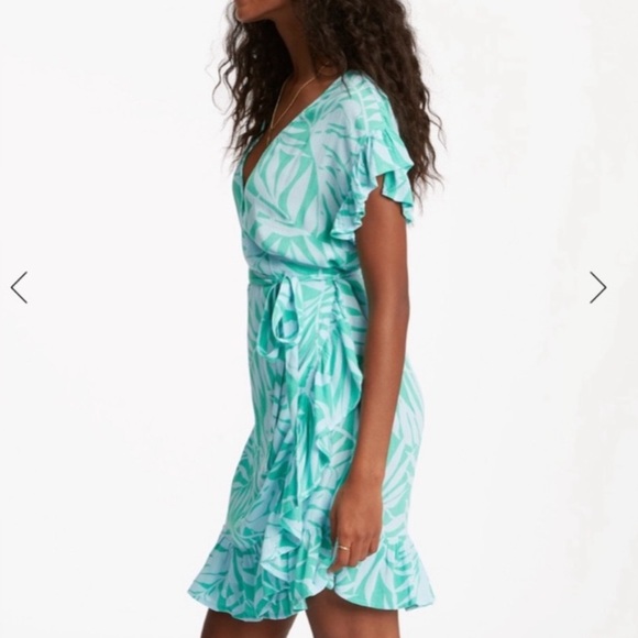 Billabong Wrap Women’s Mini Dress Tropical Teal Green Palm Leaves Print - Picture 5 of 5